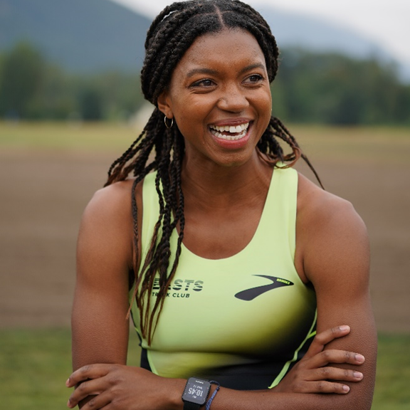 Pro Runner Nia Akins's Favorite Running Gear